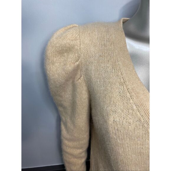 L/XL, Saks 5th Ave cashmere cardigan with slight puff sleeve like new condition! - Picture 4 of 11